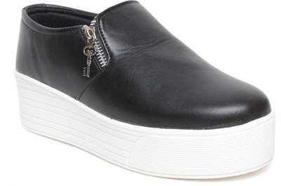 

Vendoz Casuals For Women(Black