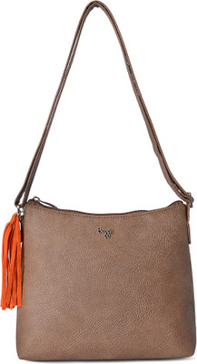 

Baggit Women Casual Beige PU Sling Bag