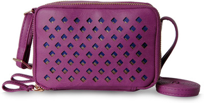 

Baggit Women Casual Purple PU Sling Bag