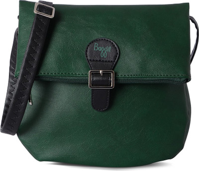 

Baggit Women Casual Green PU Sling Bag
