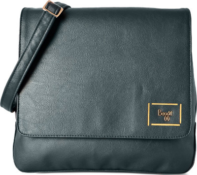 

Baggit Women Casual Blue PU Sling Bag