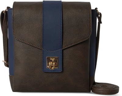 

Baggit Women Casual Brown PU Sling Bag