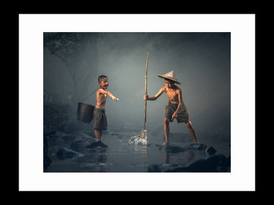 

ravgar Children fishing in the river Joyously Canvas Painting Wall Art [16 x 20 inch] Framed Cotton Fine Grain Primed Canvas Board (Set of 1)(Multicolor)
