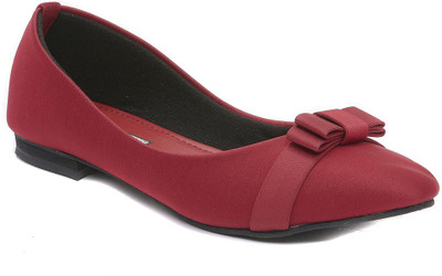 

Dolphin Miles Women Maroon Flats