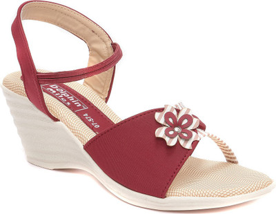 

Dolphin Miles Women Maroon Wedges