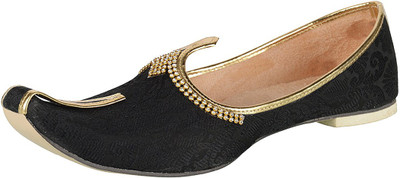 

Ramraj Men Synthetic Wedding Mojari Jutis For Men(Black