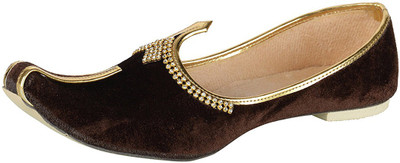 

Ramraj Men Synthetic Wedding Mojari Jutis For Men(Brown
