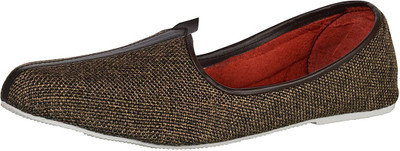 

Ramraj Men Synthetic Wedding Mojari Jutis For Men(Brown