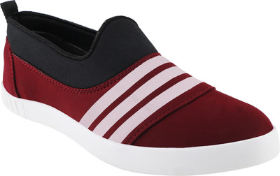 

paya Outdoors For Men(Red
