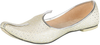 

Ramraj Men Synthetic Wedding Mojari Jutis For Men(Silver