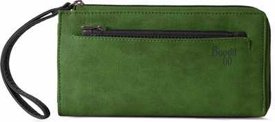 

Baggit Casual Green Clutch