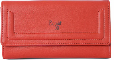 

Baggit Casual Tan Clutch