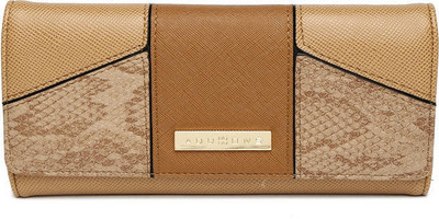 

Addons Casual Tan Clutch