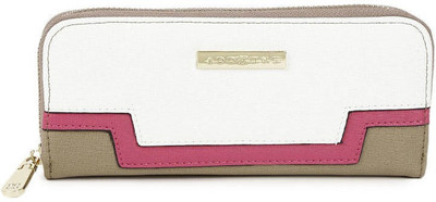 

Addons Casual Pink Clutch