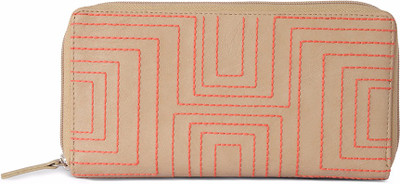 

Baggit Casual Beige Clutch