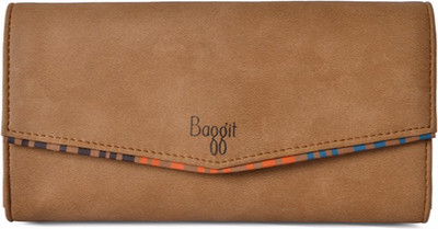 

Baggit Casual Beige Clutch