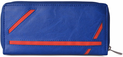 

Baggit Casual Blue Clutch