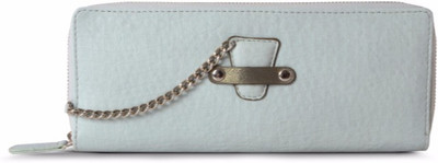 

Baggit Casual Blue Clutch