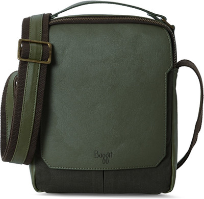

Baggit Messenger Bag(Green)