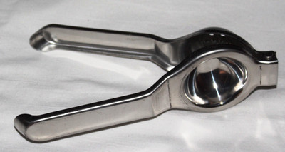 

CAPTAIN LEMON SQUZEER LEMON SQUZEER STAINLESS STEEL Kitchen Tool Set(STAINLESS STEEL)
