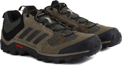 

ADIDAS CAPE ROCK Outdoor Shoes For Men(Green, Traoli/black/tracar