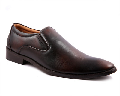 

Fashion Tree Fashion Tree Confiado Slip on Formal Shoes For Men. Branded Genuine Leather Shoe Brown Color. Slip On For Men(Brown