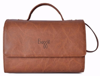 

Baggit Lu Auria Y G Bindas Caramel (Tan) Xl Multipurpose Bag(Brown, 3 L)