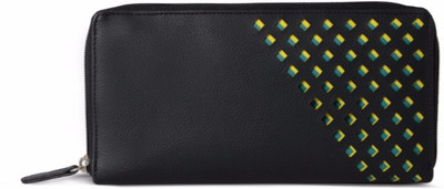 

Baggit Casual Black Clutch