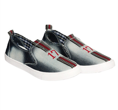 

Xpert Boys Slip on Loafers(Black