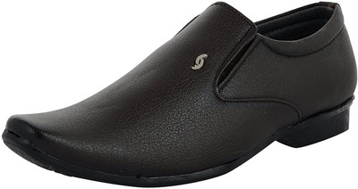 

Lucky Slip On For Men(Black