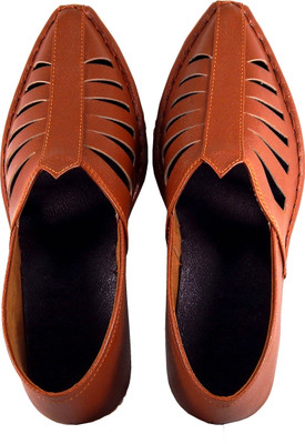 

ELS Men Tan Sandals