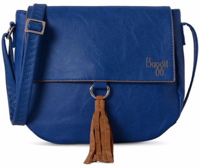 

Baggit Women Casual Blue PU Sling Bag