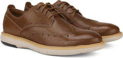 

Clarks Flexton Wing Tan Leather Sneakers For Men(Tan