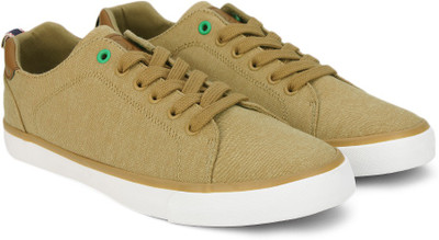 

United Colors of Benetton Sneakers For Men(Khaki, Brown, 902