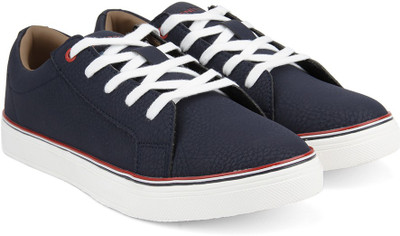 

United Colors of Benetton Sneakers For Men(Navy, 902