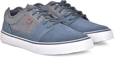 

DC TONIK SE Sneakers For Men(Blue, Grey, Indigo