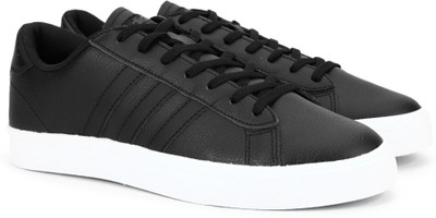 

ADIDAS NEO CF SUPER DAILY Basketball Shoes For Men(Black, Cblack/cblack/ftwwht