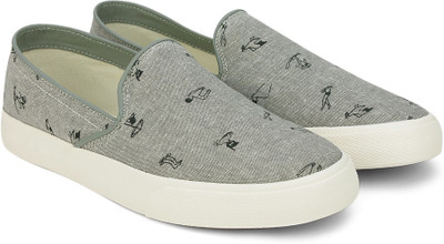 

United Colors of Benetton sneakers For Men(Grey, 901