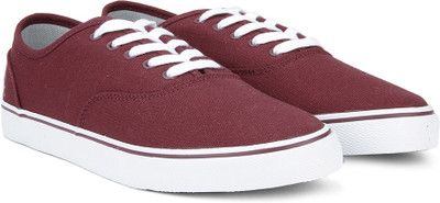 

United Colors of Benetton Sneakers For Men(Maroon, 902