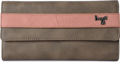 

Baggit Casual Beige Clutch