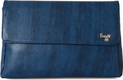 

Baggit Casual Blue Clutch