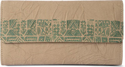 

Baggit Casual Beige Clutch