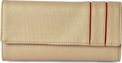

Baggit Casual Gold Clutch