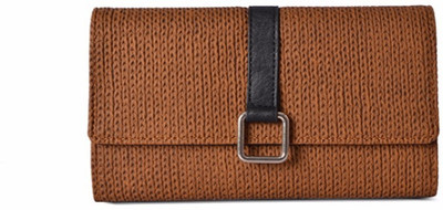 

Baggit Casual Tan Clutch