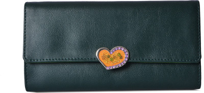 

Baggit Casual Green Clutch