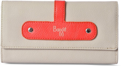 

Baggit Casual White Clutch