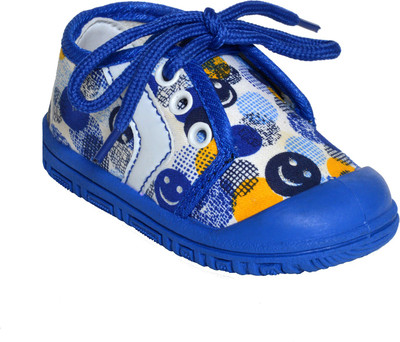 

Steelwood Boys Lace Walking Shoes(Multicolor, Blue