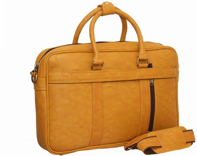 

Attache 15.6 inch Laptop Messenger Bag(Brown), Brown11