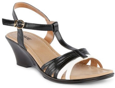 

Lavie Women Black Flats
