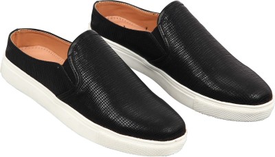 

Lavie Women Black Flats